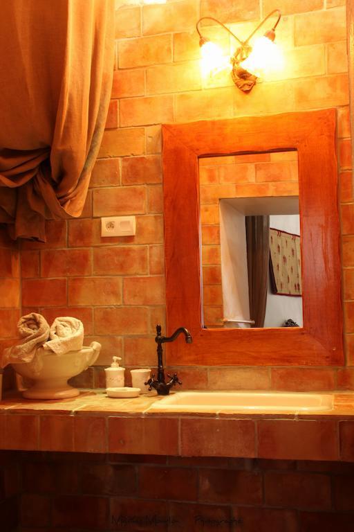 Bed and Breakfast Chateau Rosans Zimmer foto